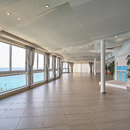Caposkino Hotel Gioiosa Marea